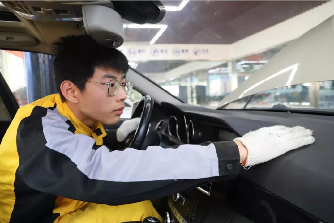 想学习二手车鉴定评估师?这个新的学习模式你知道了吗?