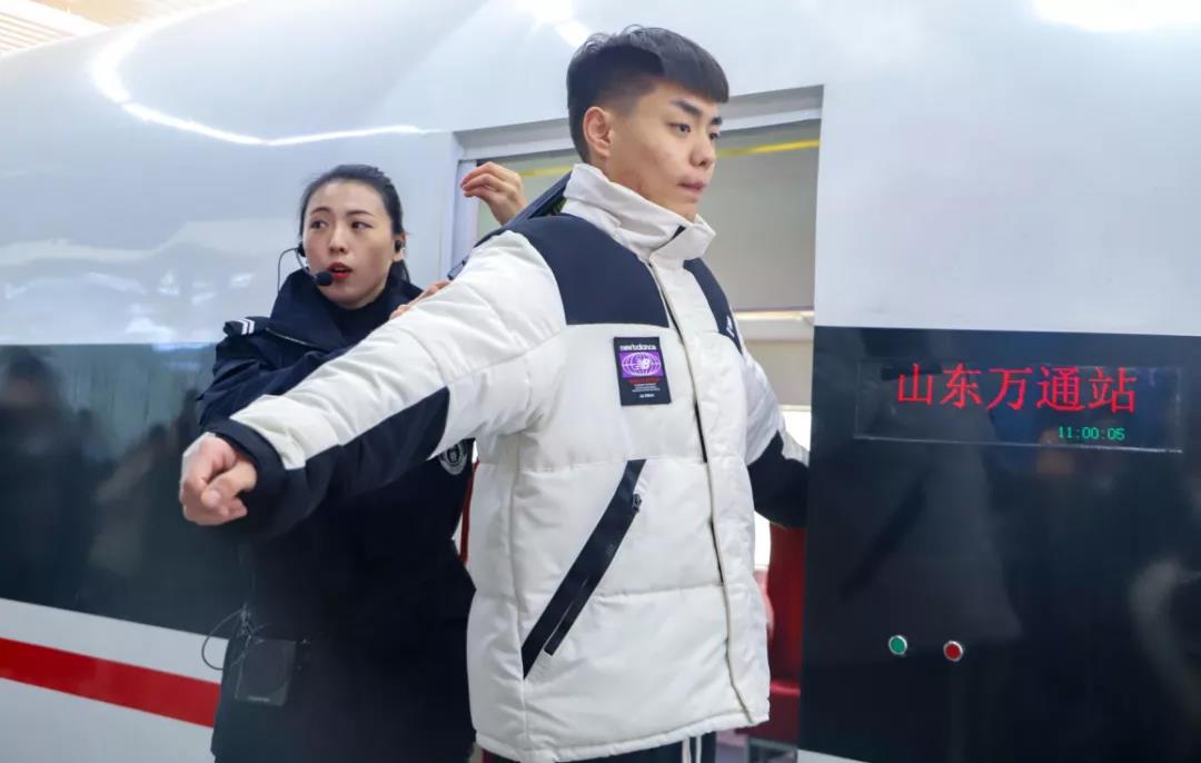 行业大咖进校园|分享市场前沿技术干货,助力城轨学子技能梦想!