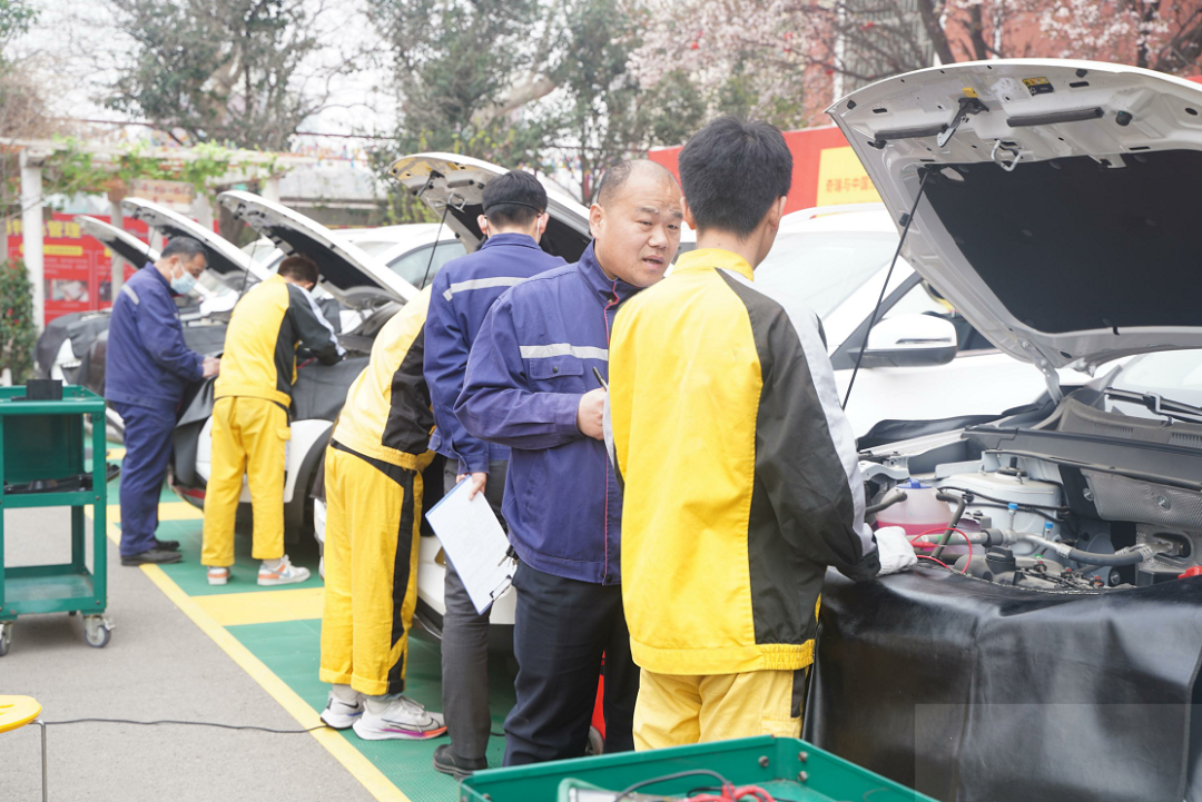 山东万通2022教育教学百日工程——汽车电控比赛开赛啦!