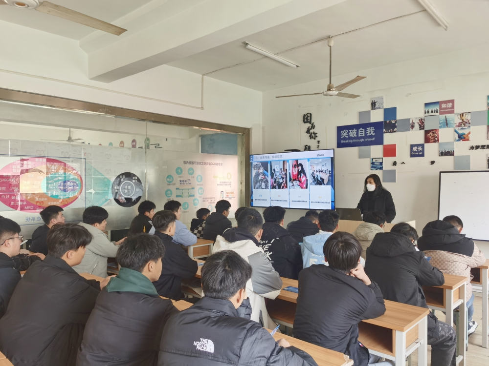 山东辉弘汽车服务有限公司来我校“招兵买马”