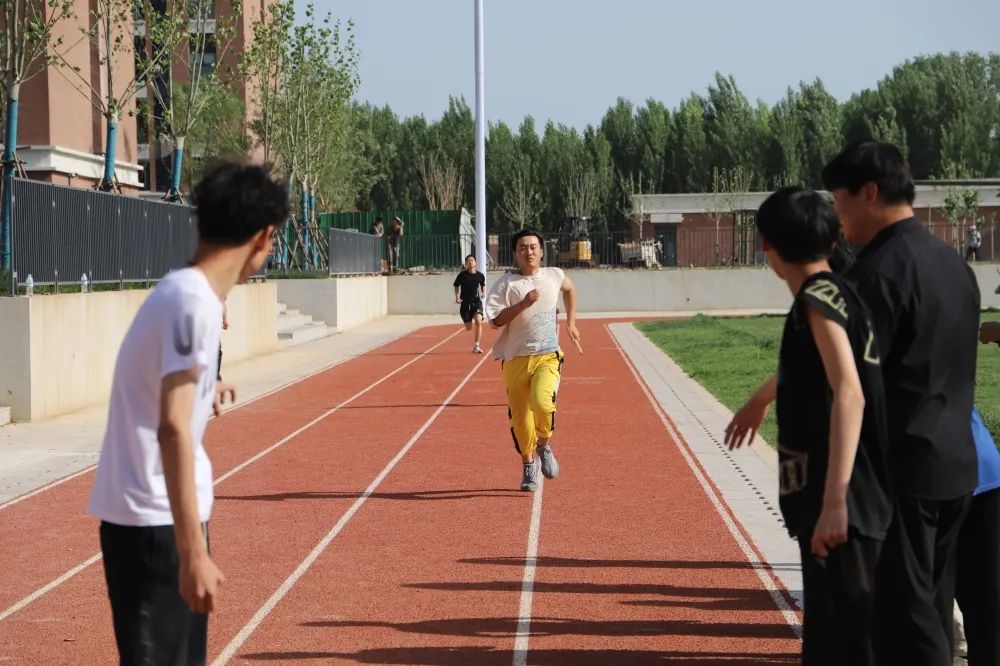 燃一“夏”！山东万通举办六一趣味运动会