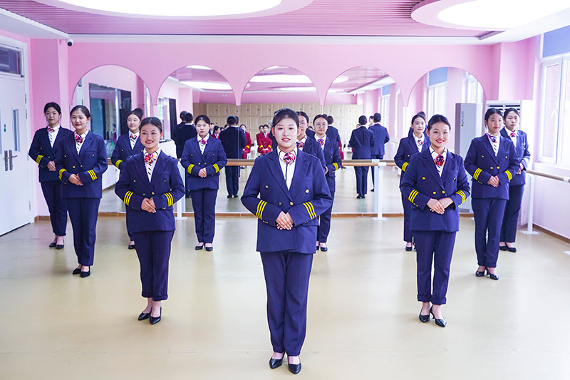 为什么现在就要抢定入学名额?看完这个就明白了