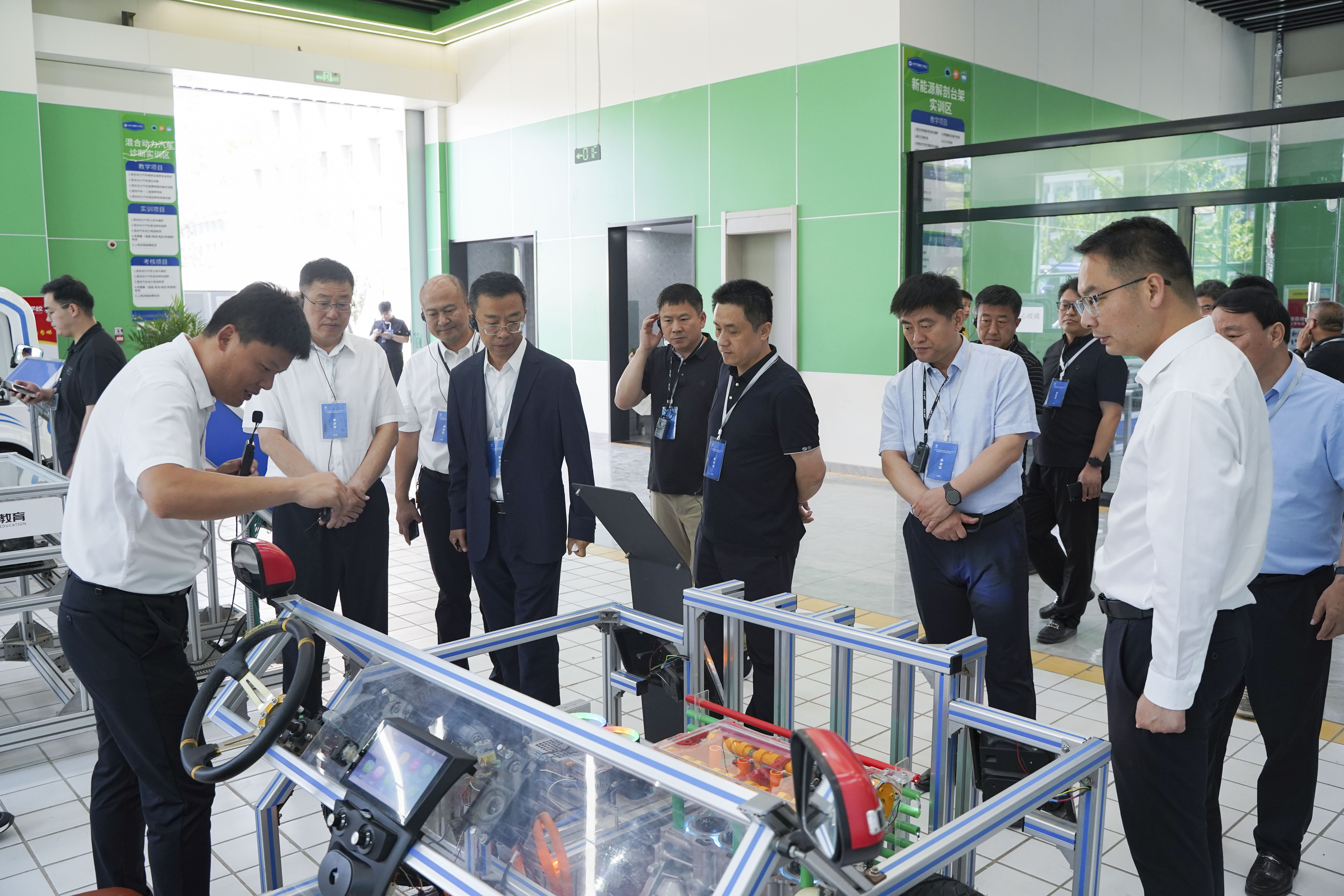 济南市村镇建设推进会暨小城镇创新提升行动现场观摩会议走进山东万通