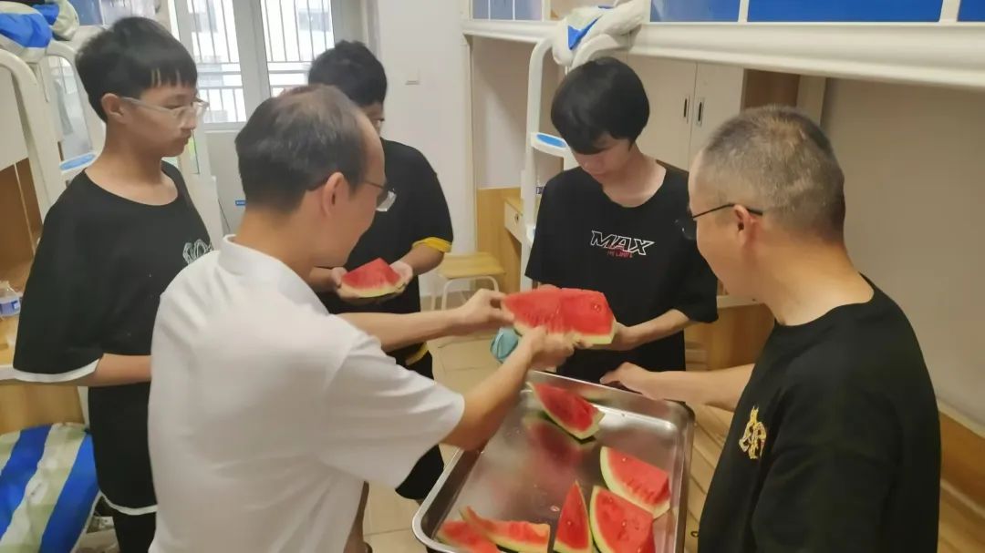 【家长必看】山东万通2024年部分新生已经抢先开学,孩子在学校怎么样呢?跟随小编一起来看看!