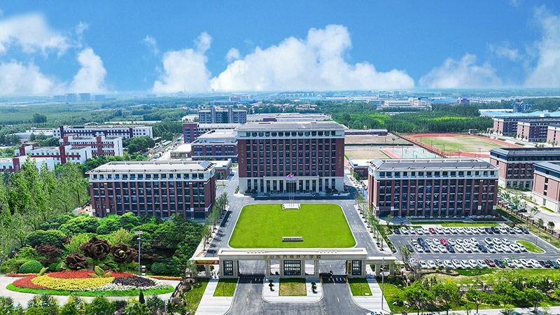 山东万通2025年春季招生开学在即,2月3日-5日新生集中报到,还未到校的同学,速来预约!