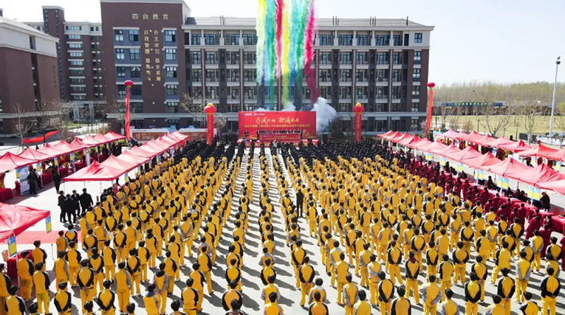 春风行动·职通未来 —— 山东万通第21届大型人才双选会暨校企合作签约授牌仪式圆满落幕