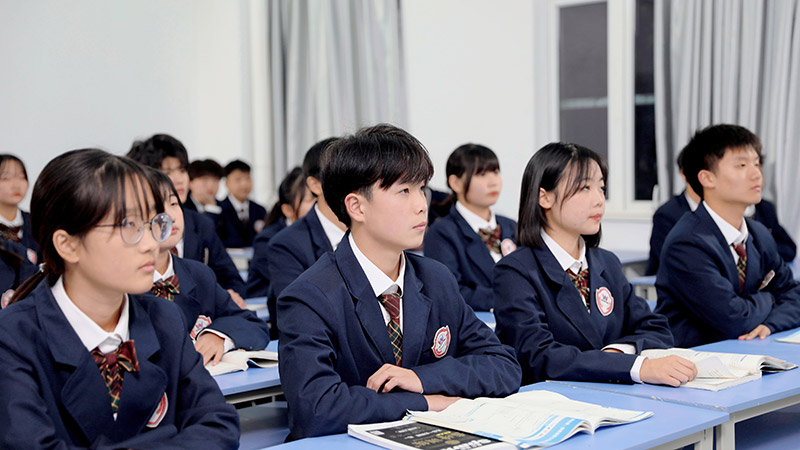 高中及中职毕业生，不要迷茫！山东万通助你走稳技能成才路！