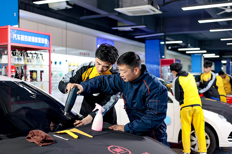 退伍不褪色！来山东万通学热门技术，开启就业新道路