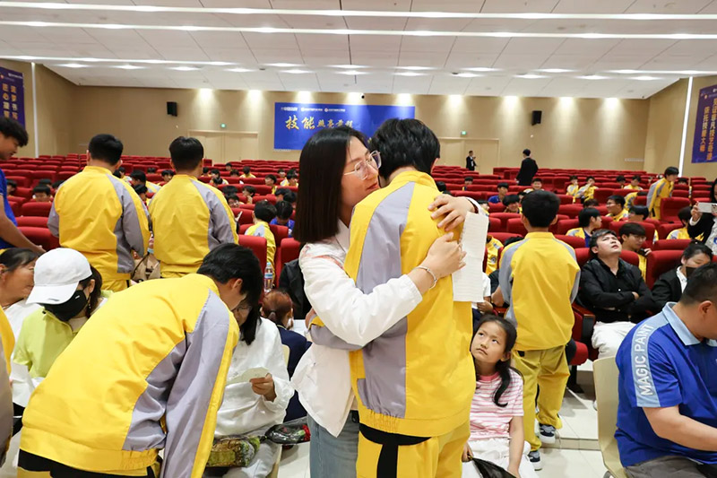 家校同心,见证成长丨山东万通2026年第五期家长见证会圆满落幕