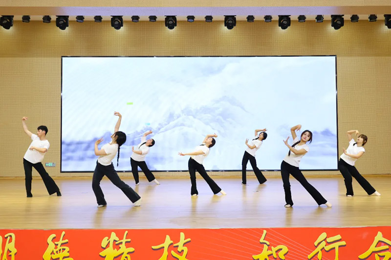 家校同心,见证成长丨山东万通2026年第五期家长见证会圆满落幕